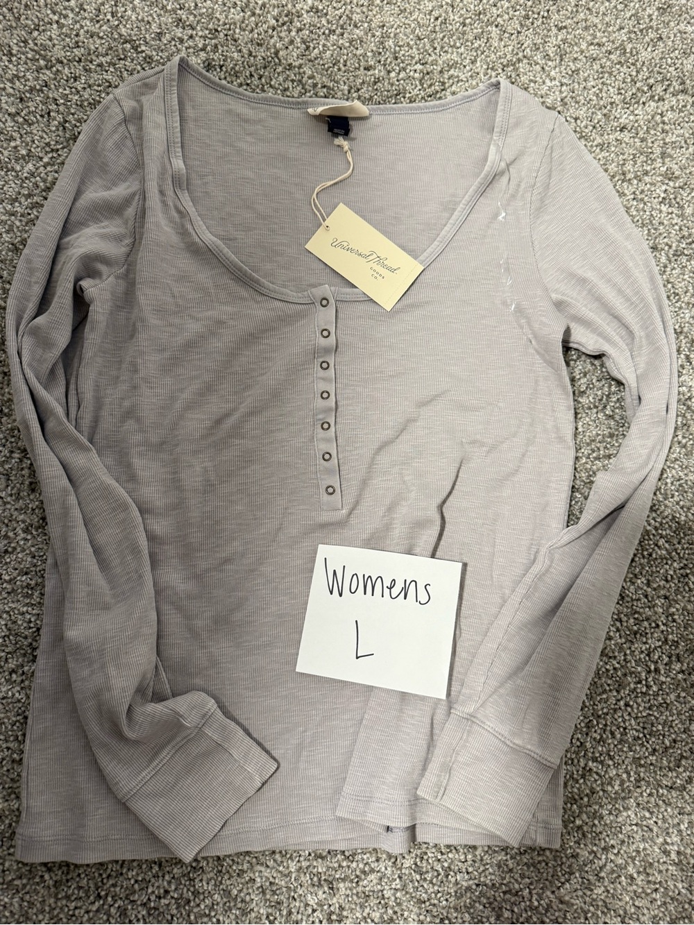 Universal Thread Long-Sleeve Henley Scoop Neck Top - Light Taupe
